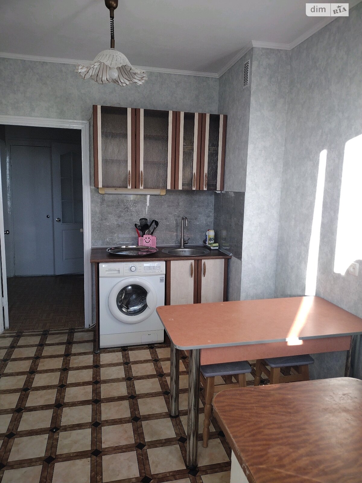 двухкомнатная квартира в Одессе, район Поселок Котовского, на просп. Князя Владимира Великого 88 в аренду на долгий срок помесячно фото 1