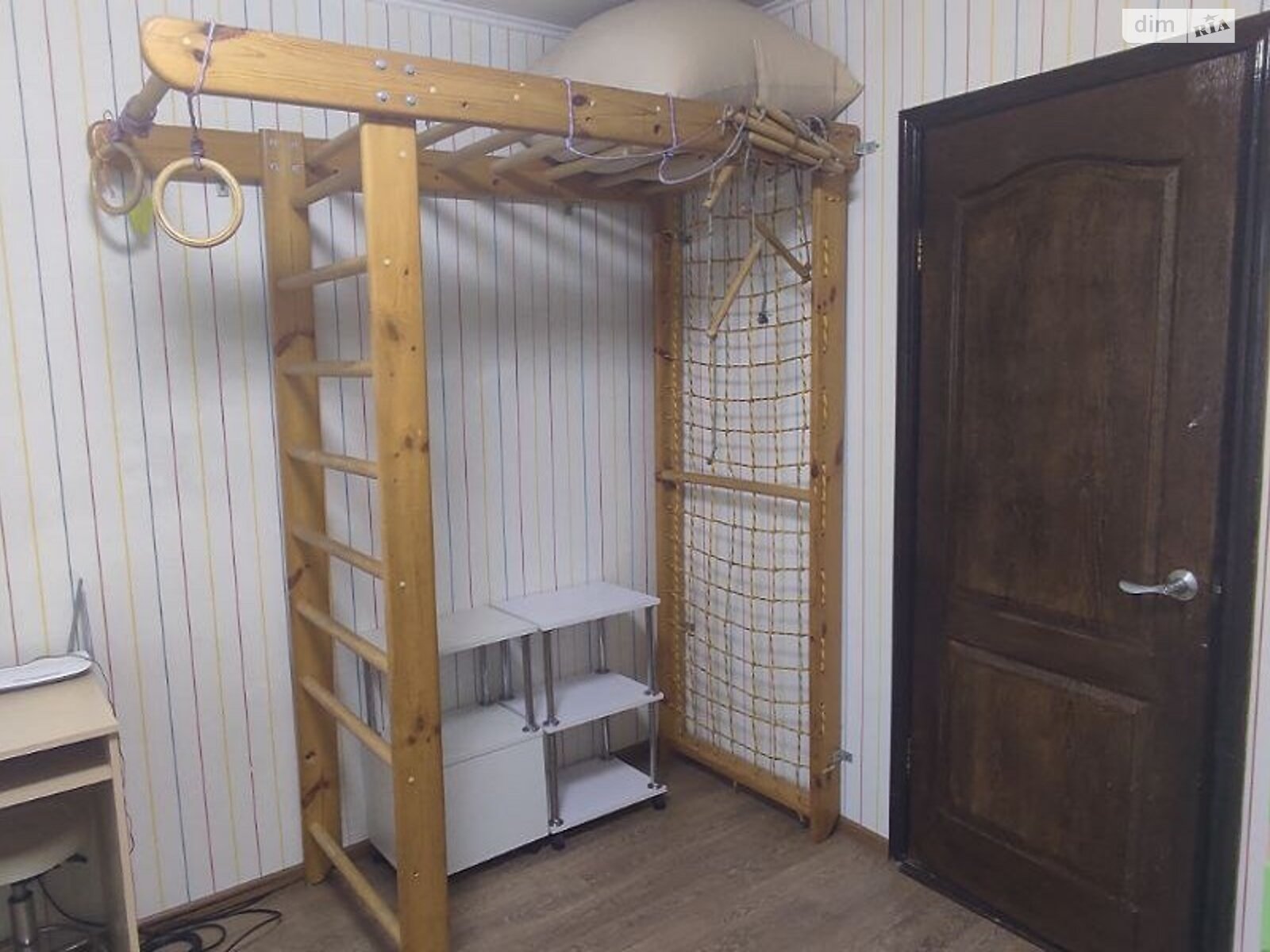 двухкомнатная квартира в Одессе, район Поселок Котовского, на просп. Князя Владимира Великого в аренду на долгий срок помесячно фото 1