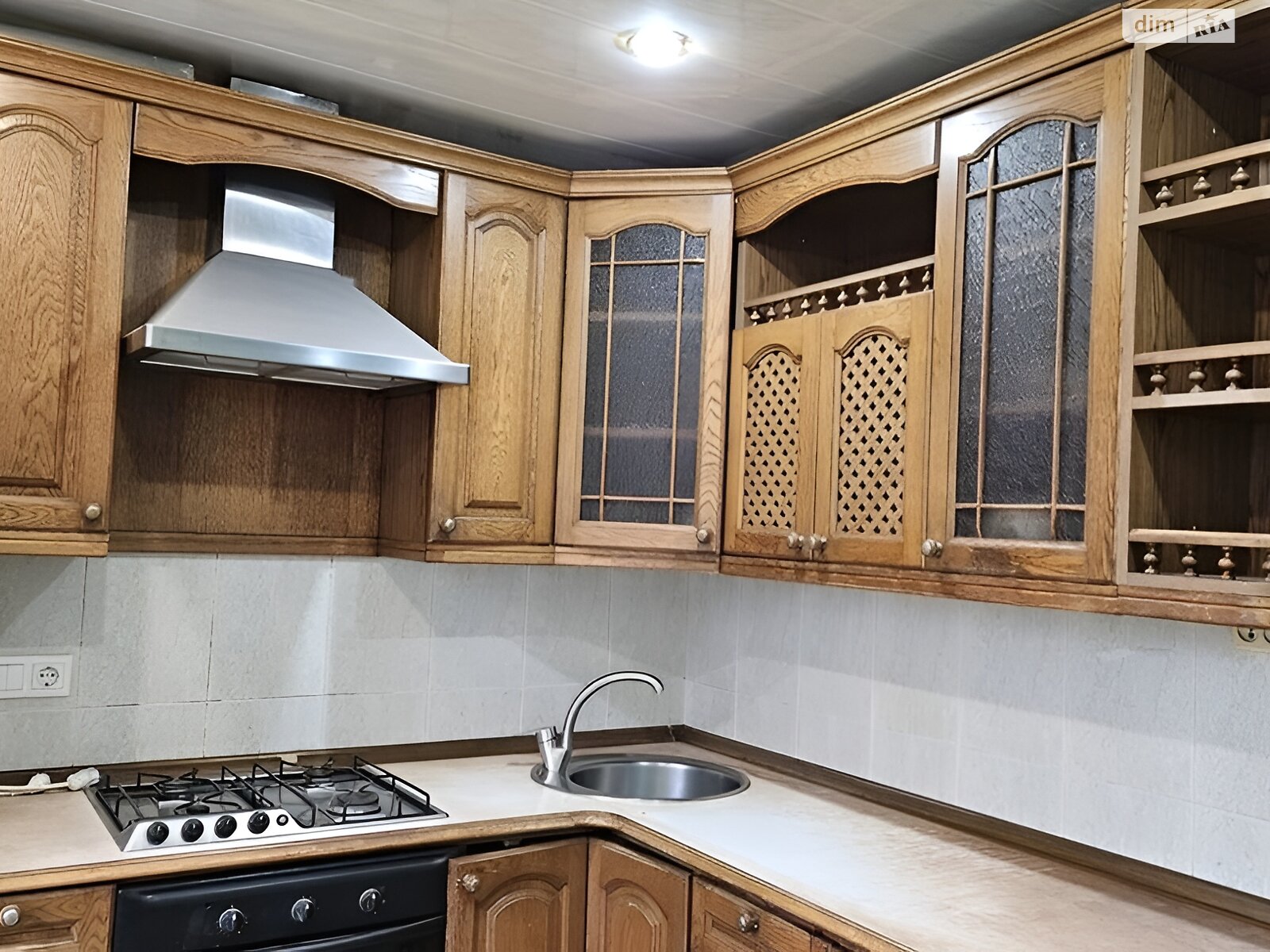 двокімнатна квартира в Одесі, район Містечко Котовського, на вул. Марсельська 30 в довготривалу оренду помісячно фото 1 двокімнатна квартира в Одесі, район Містечко Котовського, на вул. Марсельська 30 в довготривалу оренду помісячно фото 1