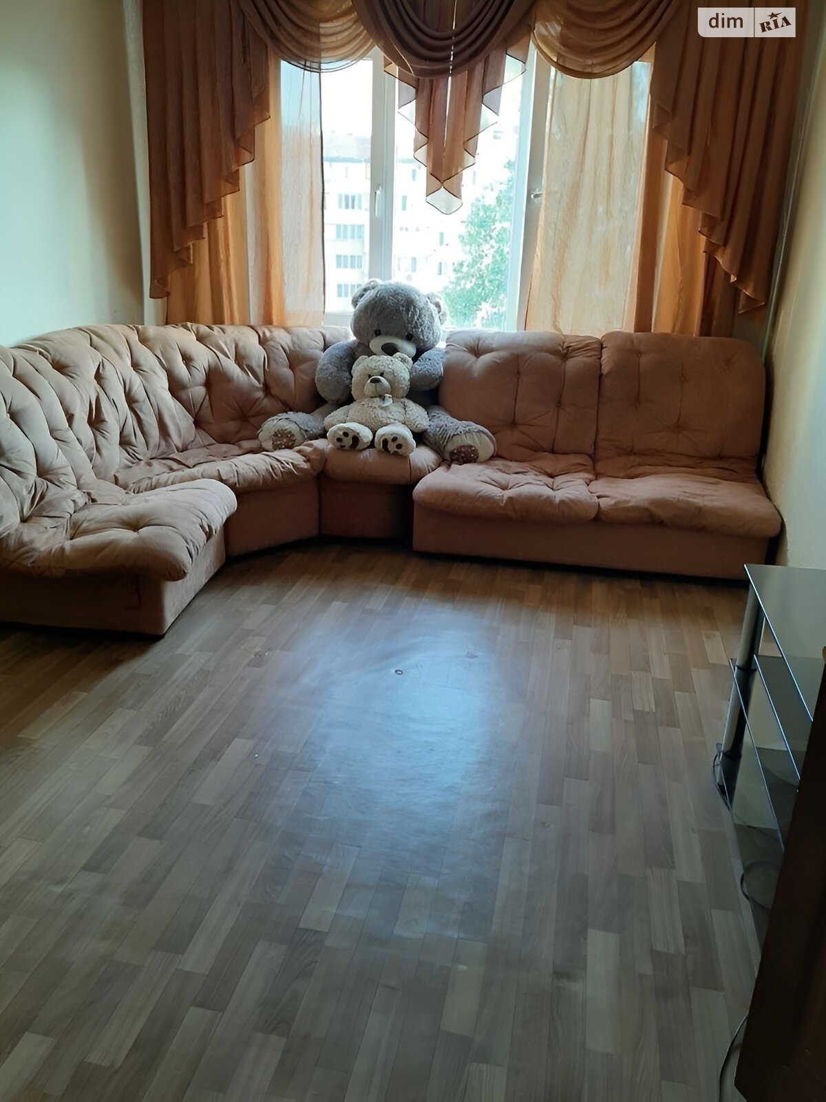 трикімнатна квартира в Одесі, район Містечко Котовського, на вул. Палія Семена в довготривалу оренду помісячно фото 1 трикімнатна квартира в Одесі, район Містечко Котовського, на вул. Палія Семена в довготривалу оренду помісячно фото 1