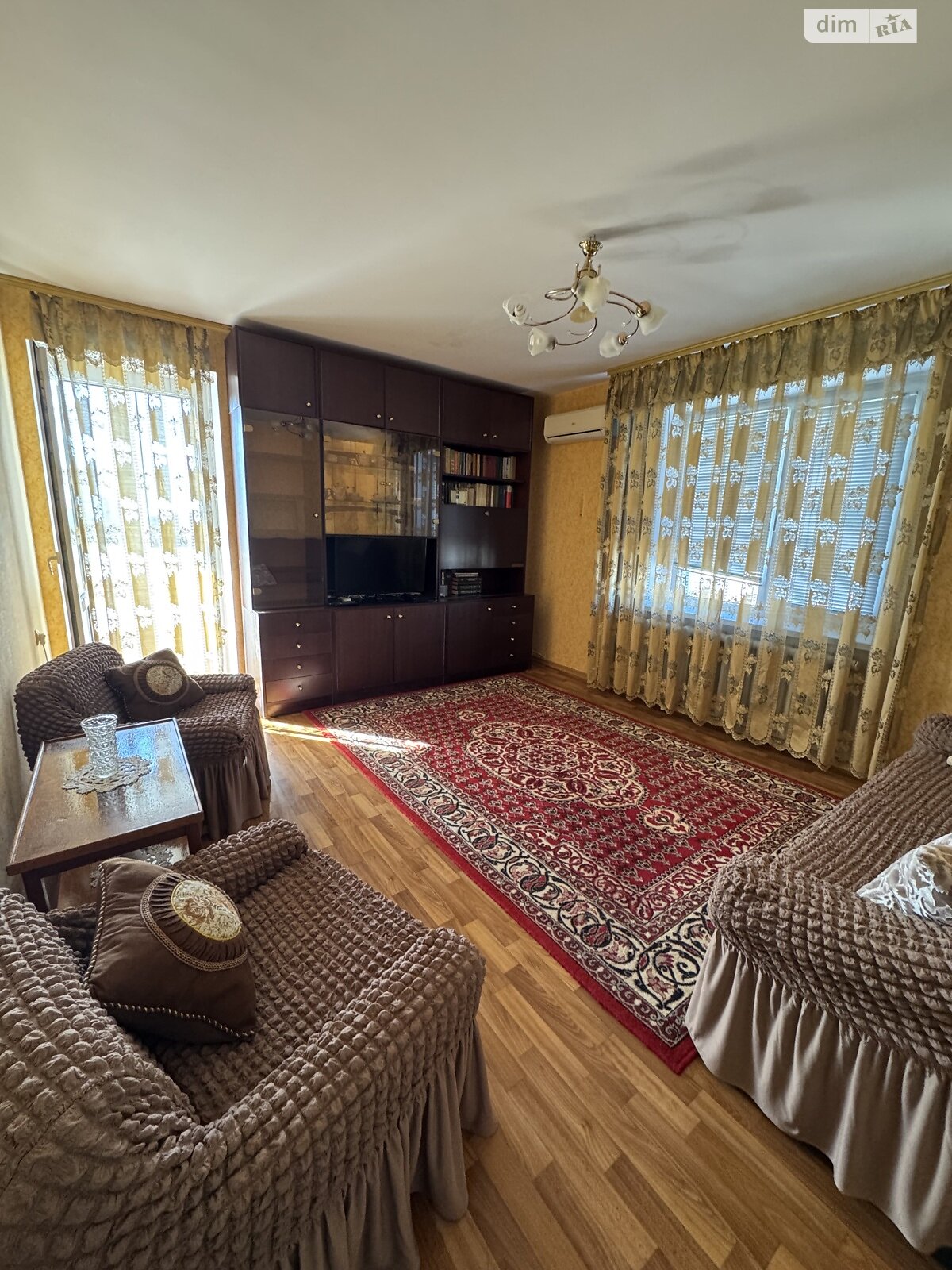 трикімнатна квартира в Одесі, район Містечко Котовського, на вул. Палія Семена в довготривалу оренду помісячно фото 1