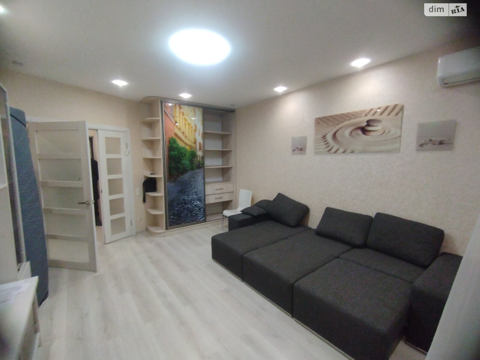 однокомнатная квартира в Одессе, район Поселок Котовского, на ул. Палия Семена 21 в аренду на долгий срок помесячно фото 1