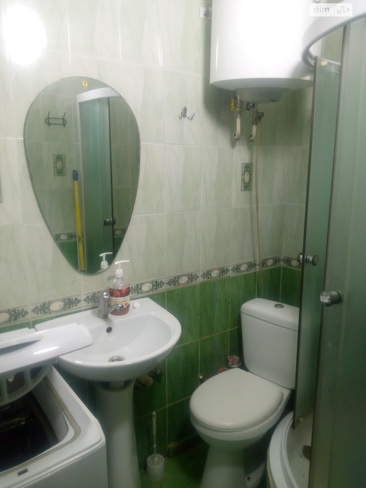 однокомнатная квартира в Одессе, район Поселок Котовского, на ул. Владислава Бувалкина в аренду на долгий срок помесячно фото 1