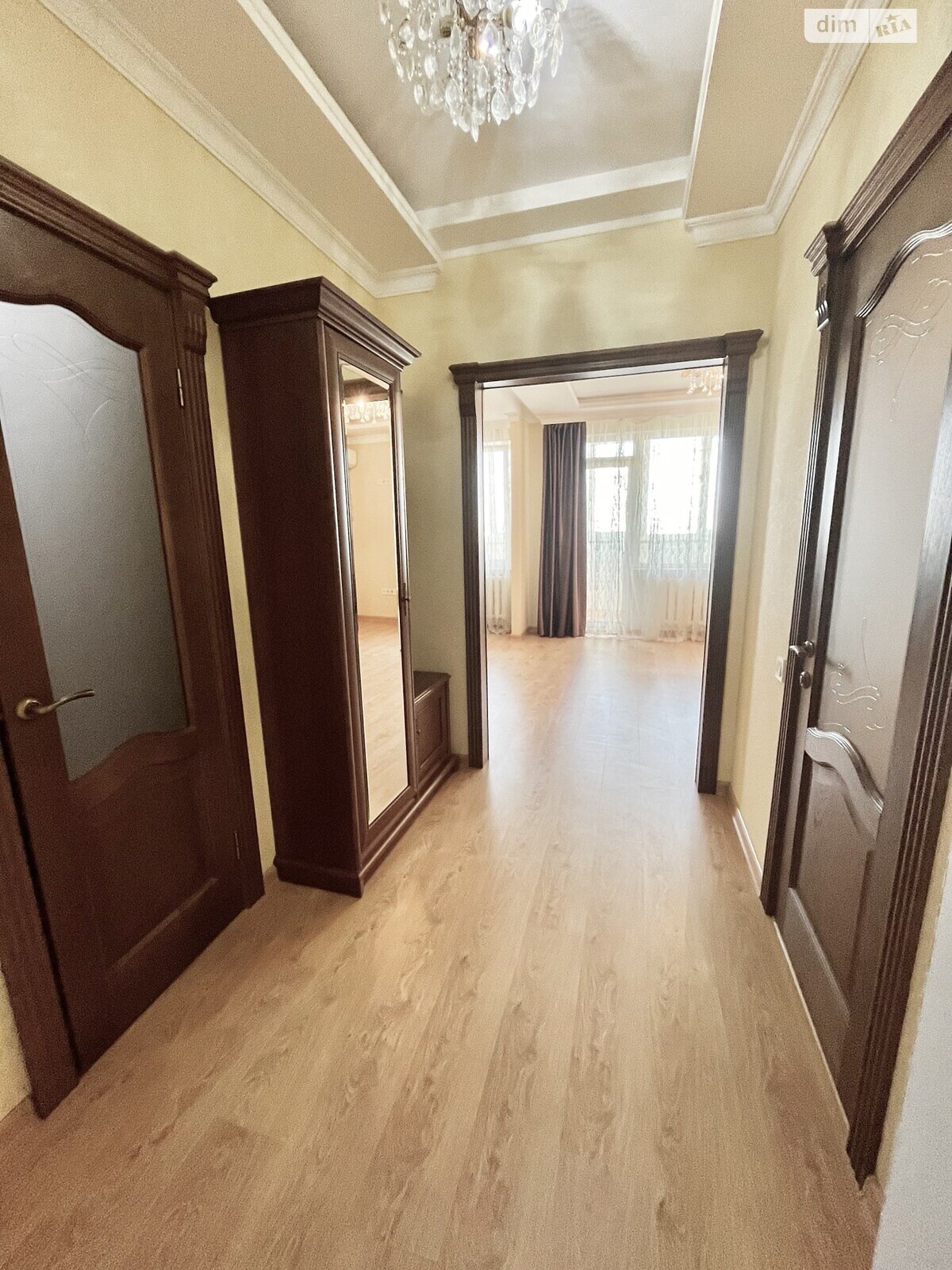 однокомнатная квартира в Одессе, район Поселок Котовского, на ул. Ярослава Баиса 13 в аренду на долгий срок помесячно фото 1