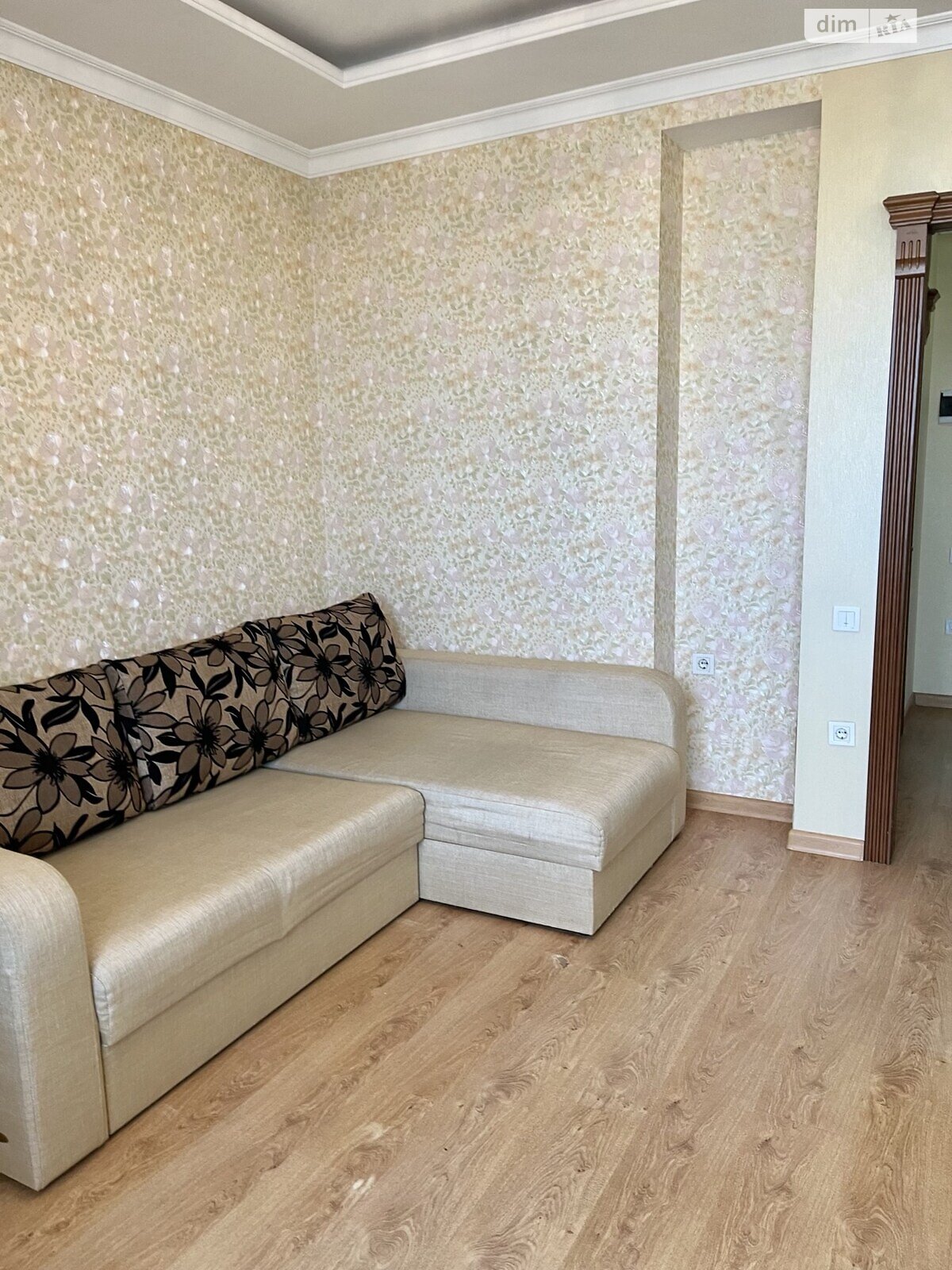 однокомнатная квартира в Одессе, район Поселок Котовского, на ул. Ярослава Баиса 13 в аренду на долгий срок помесячно фото 1