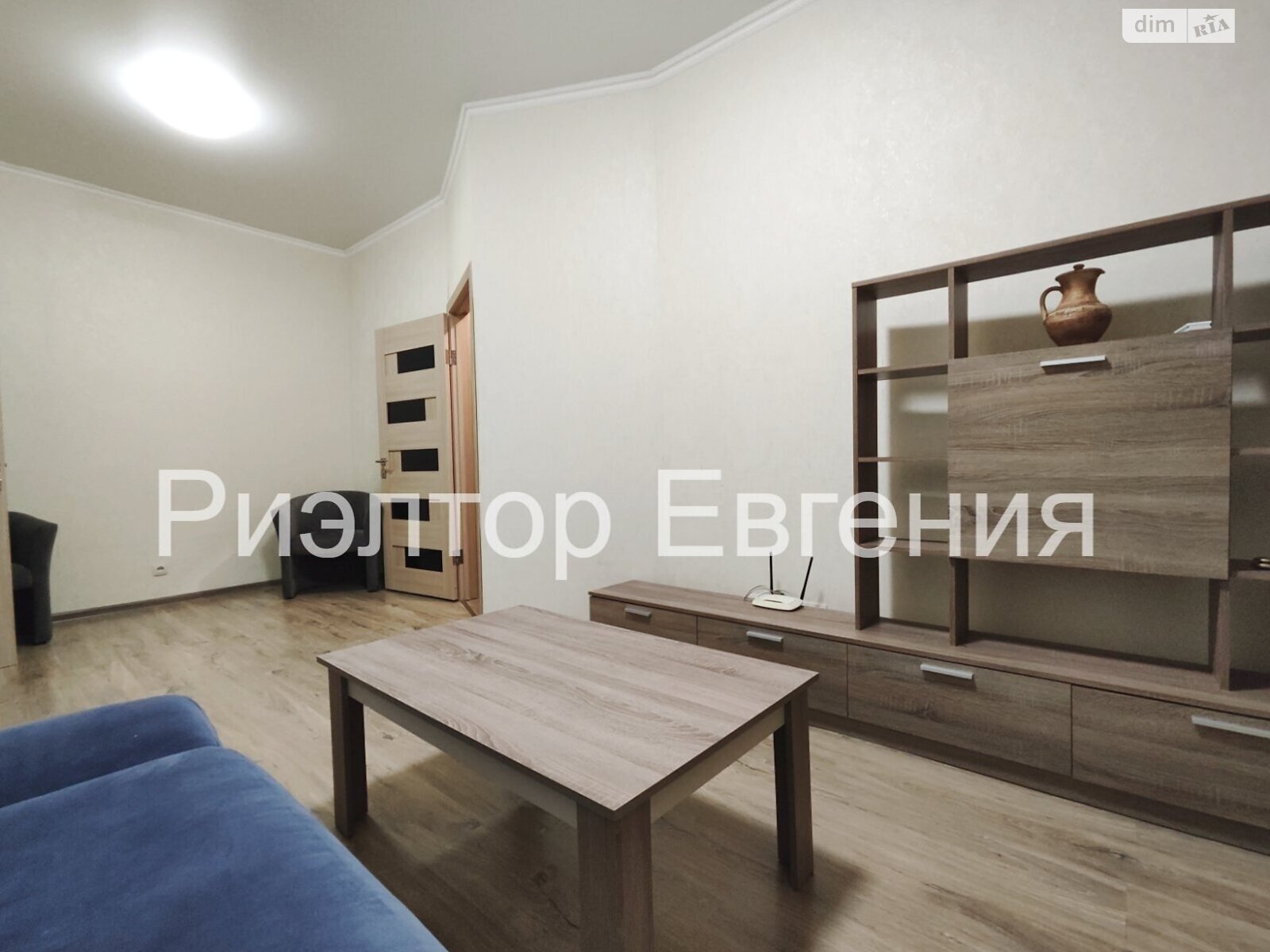двокімнатна квартира в Одесі, район Приморський, на просп. Олександрівський 3 в довготривалу оренду помісячно фото 1 двокімнатна квартира в Одесі, район Приморський, на просп. Олександрівський 3 в довготривалу оренду помісячно фото 1