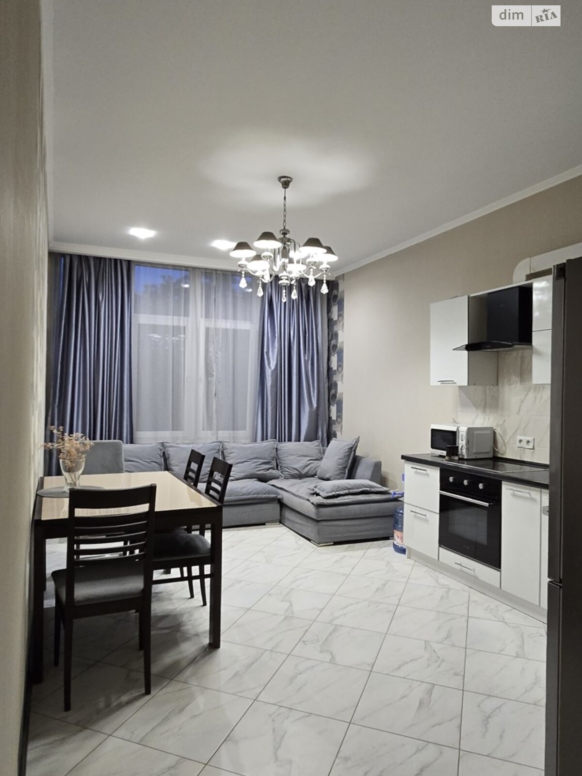 однокімнатна квартира в Одесі, район Приморський, на пров. Аркадіївський в довготривалу оренду помісячно фото 1 однокімнатна квартира в Одесі, район Приморський, на пров. Аркадіївський в довготривалу оренду помісячно фото 1