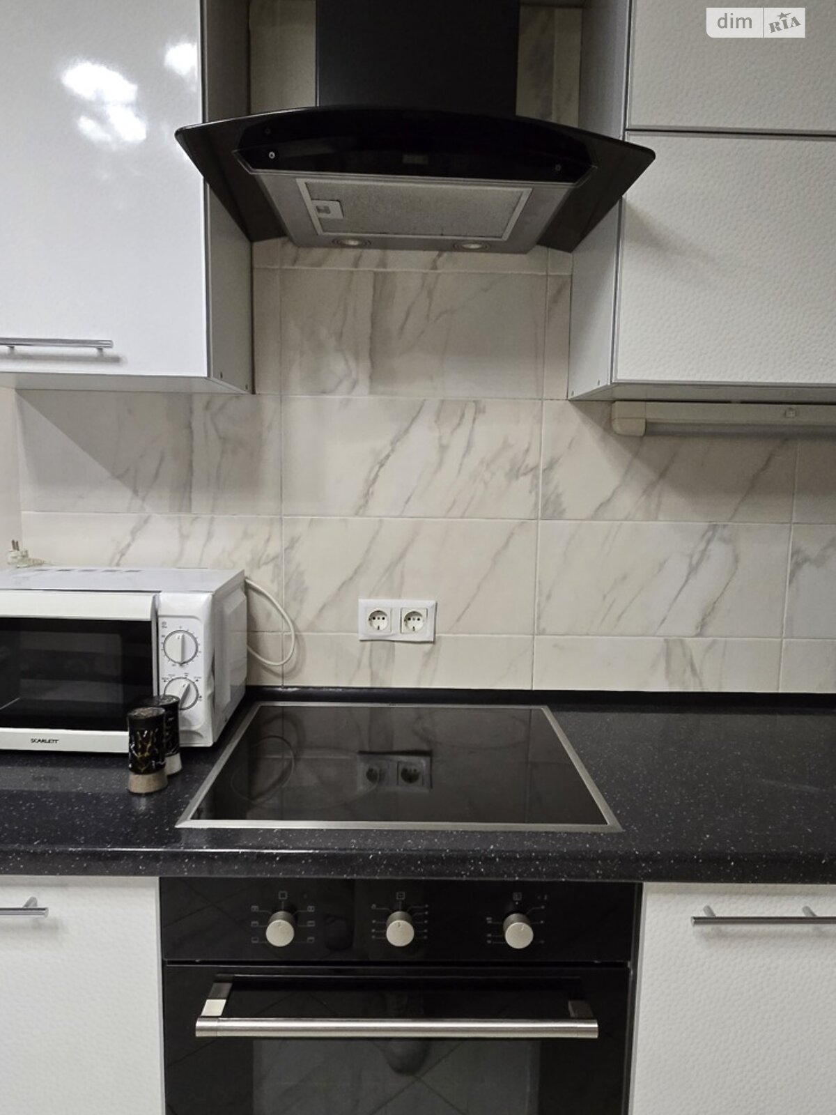 однокімнатна квартира в Одесі, район Приморський, на пров. Аркадіївський в довготривалу оренду помісячно фото 1 однокімнатна квартира в Одесі, район Приморський, на пров. Аркадіївський в довготривалу оренду помісячно фото 1