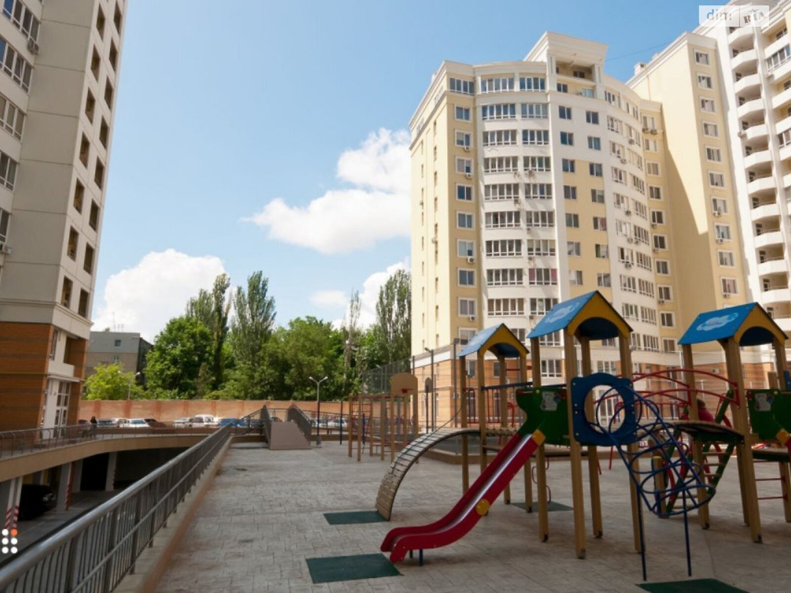 однокімнатна квартира в Одесі, район Приморський, на вул. Армійська 11/3 в довготривалу оренду помісячно фото 1 однокімнатна квартира в Одесі, район Приморський, на вул. Армійська 11/3 в довготривалу оренду помісячно фото 1