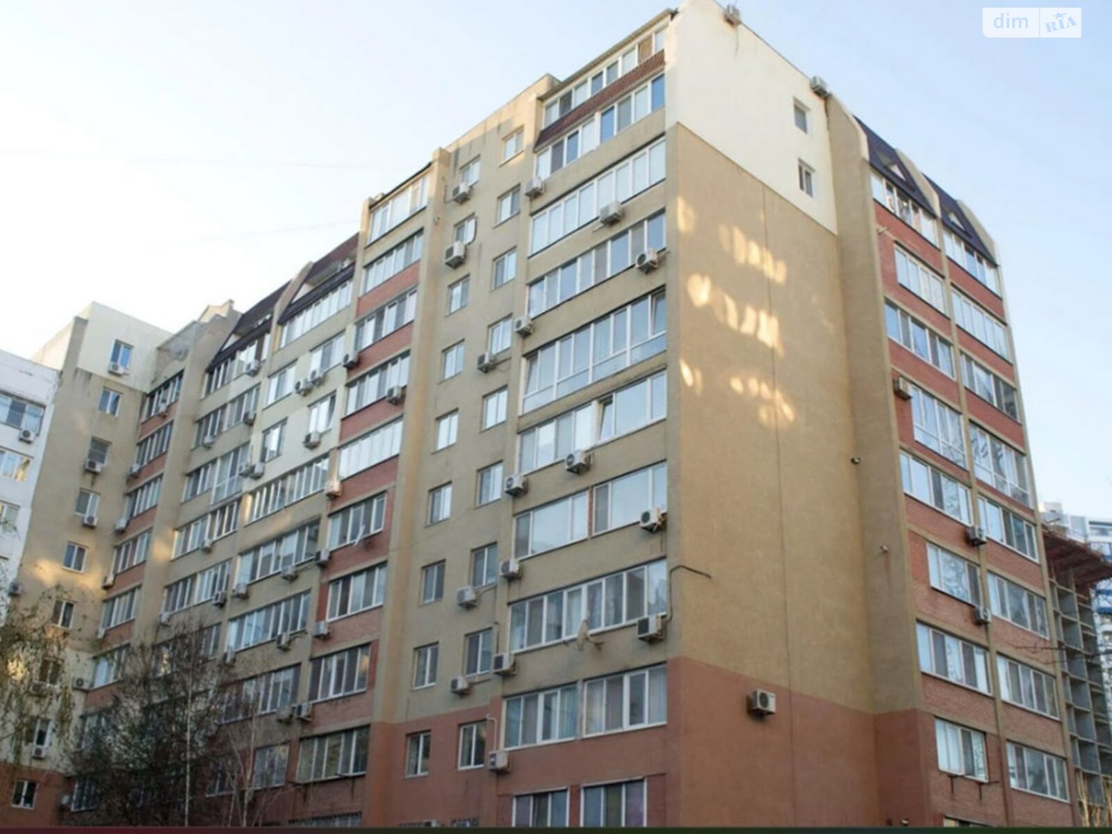 трехкомнатная квартира в Одессе, район Приморский, на ул. Армейская в аренду на долгий срок помесячно фото 1 трехкомнатная квартира в Одессе, район Приморский, на ул. Армейская в аренду на долгий срок помесячно фото 1