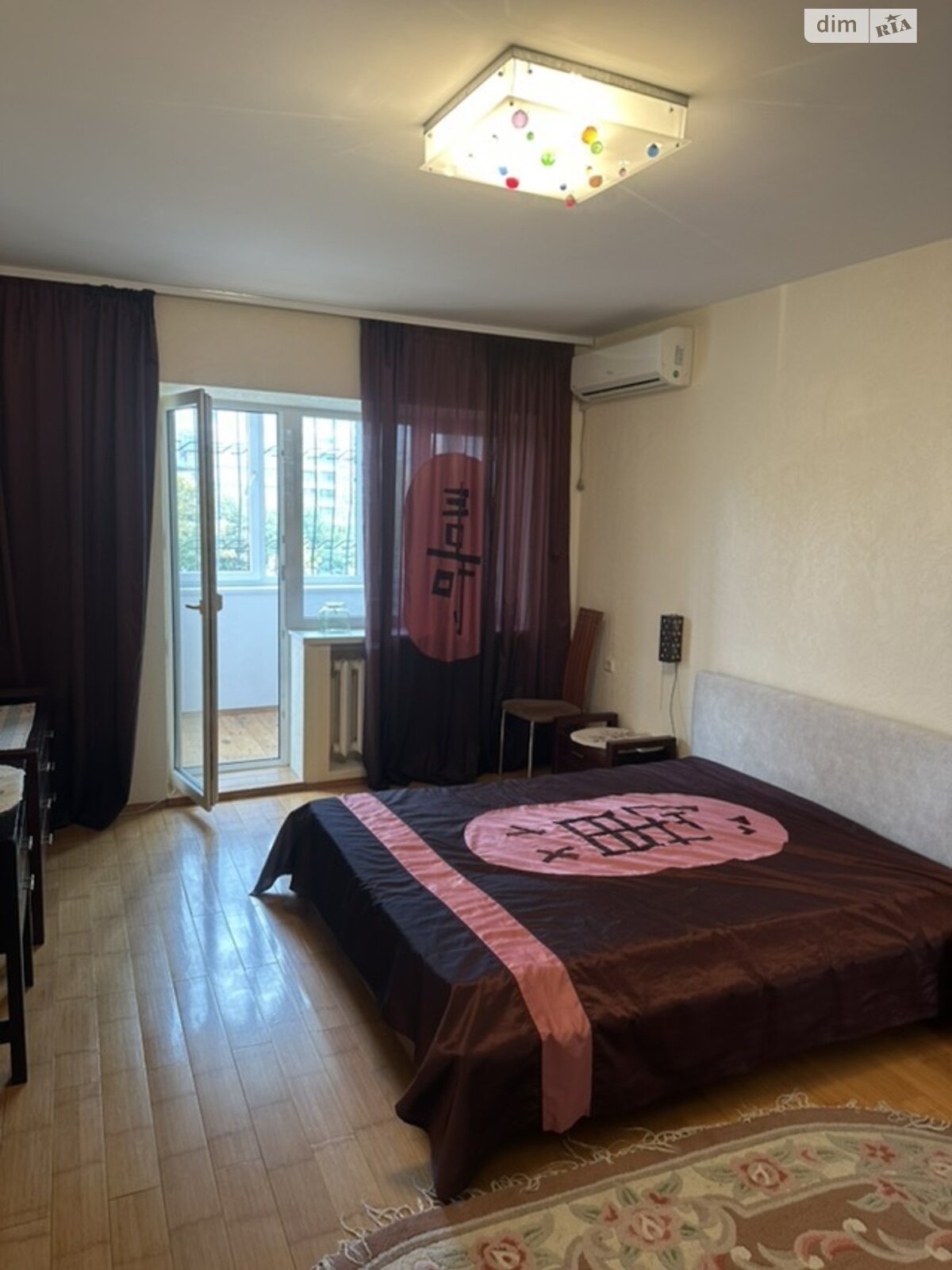 трехкомнатная квартира в Одессе, район Приморский, на ул. Армейская в аренду на долгий срок помесячно фото 1 трехкомнатная квартира в Одессе, район Приморский, на ул. Армейская в аренду на долгий срок помесячно фото 1