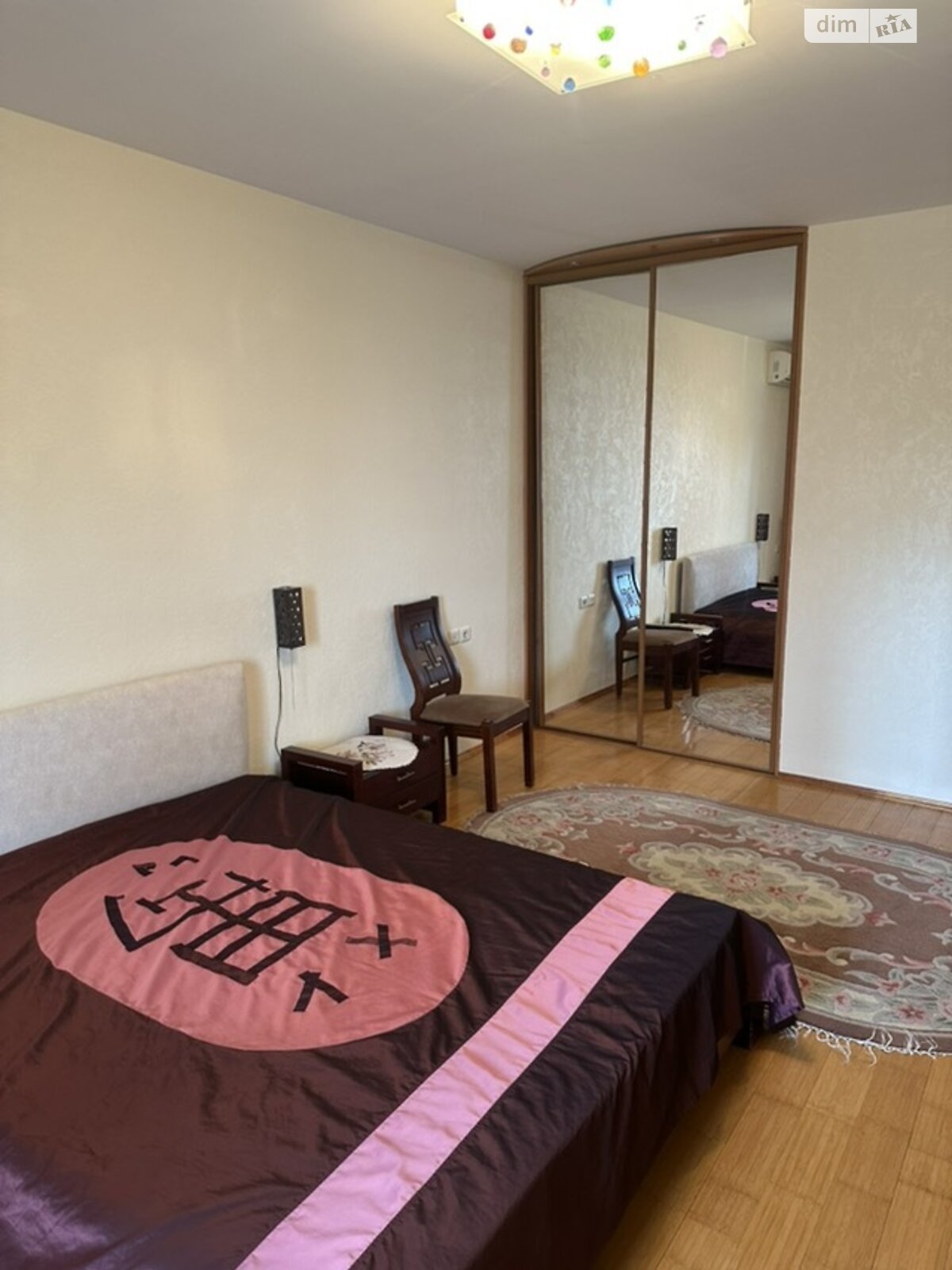 трехкомнатная квартира в Одессе, район Приморский, на ул. Армейская в аренду на долгий срок помесячно фото 1 трехкомнатная квартира в Одессе, район Приморский, на ул. Армейская в аренду на долгий срок помесячно фото 1