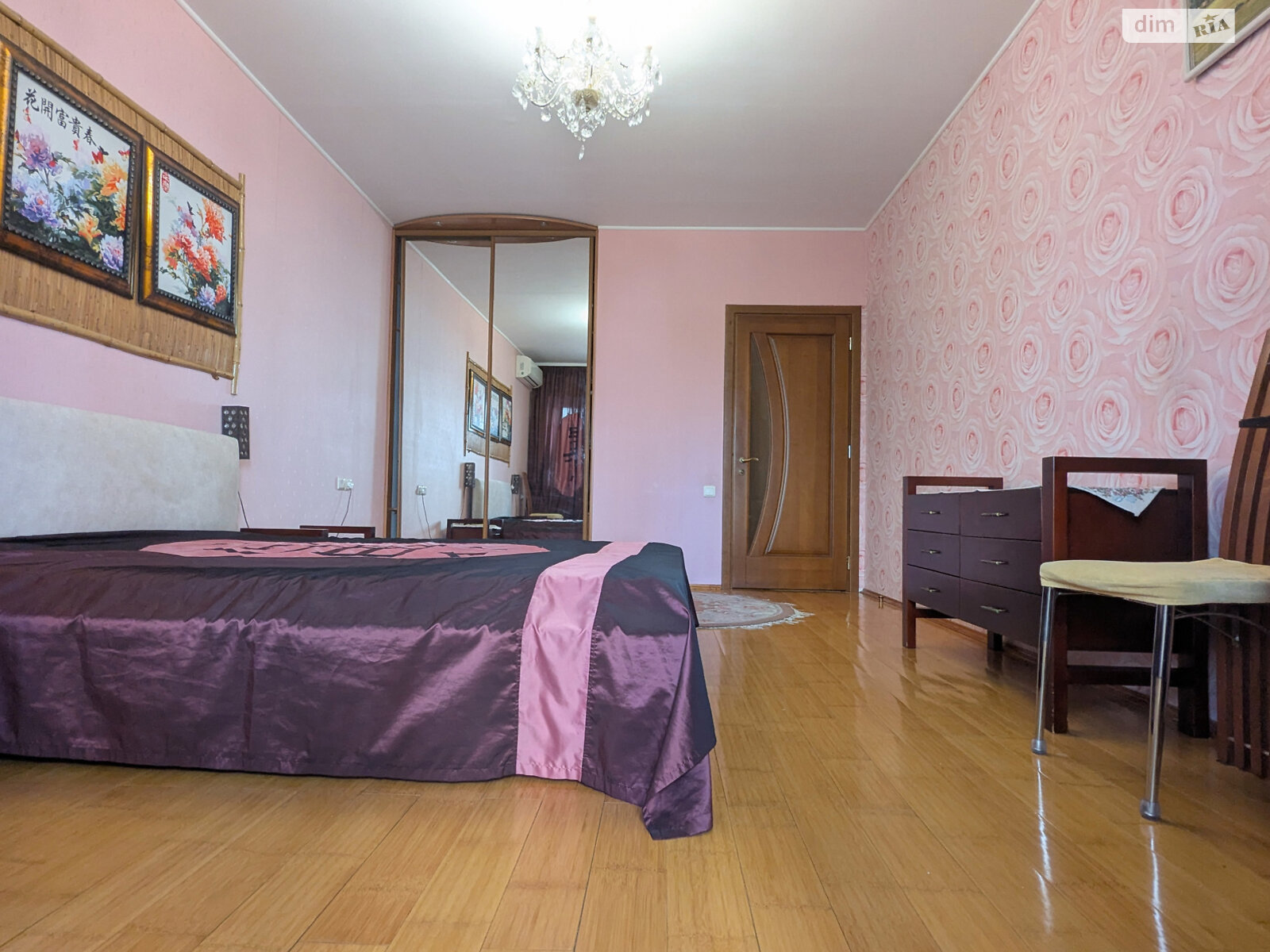 трехкомнатная квартира в Одессе, район Приморский, на ул. Армейская в аренду на долгий срок помесячно фото 1 трехкомнатная квартира в Одессе, район Приморский, на ул. Армейская в аренду на долгий срок помесячно фото 1