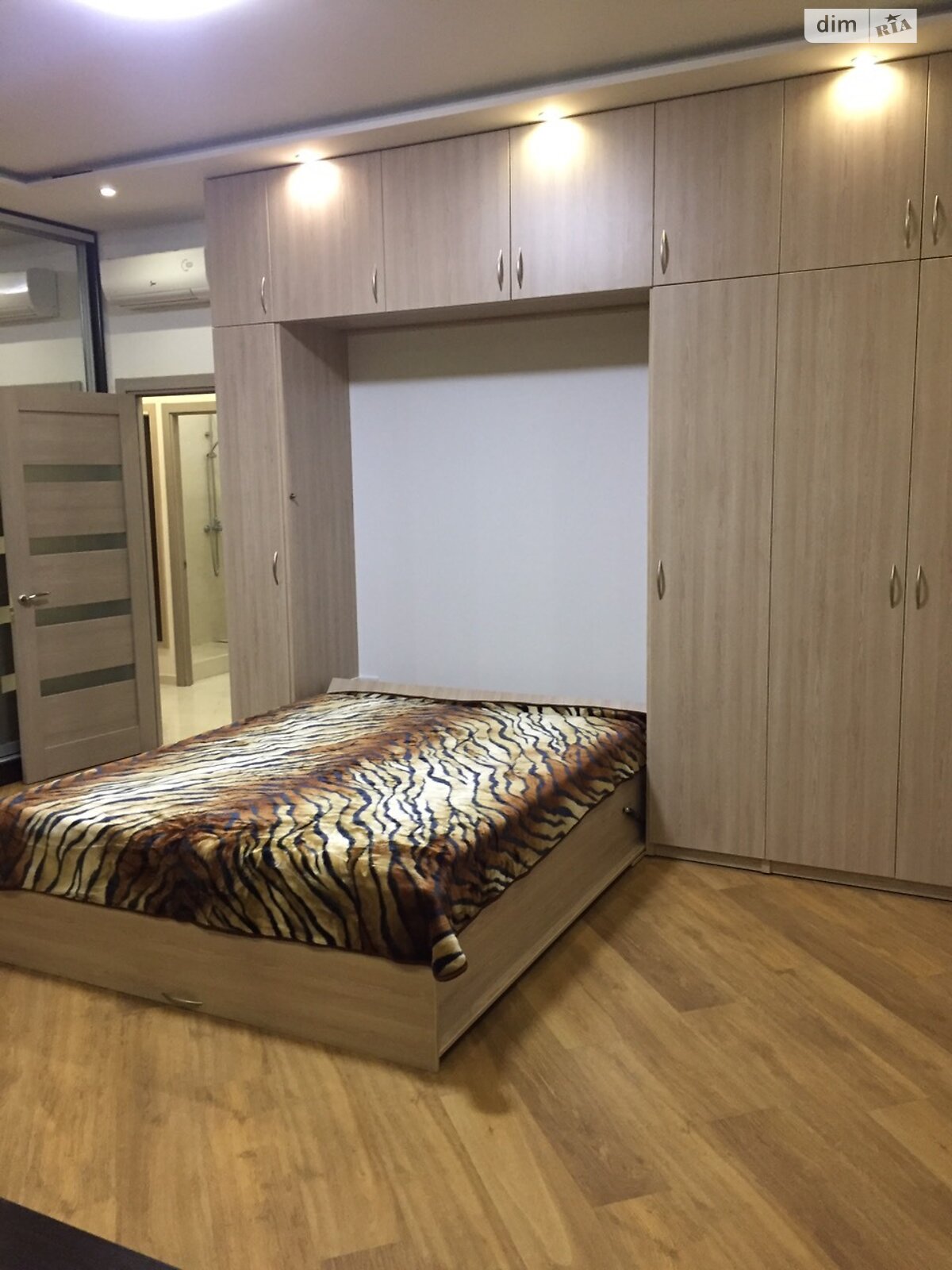 однокімнатна квартира в Одесі, район Приморський, на вул. Асташкіна 29 корпус 1 в довготривалу оренду помісячно фото 1 однокімнатна квартира в Одесі, район Приморський, на вул. Асташкіна 29 корпус 1 в довготривалу оренду помісячно фото 1
