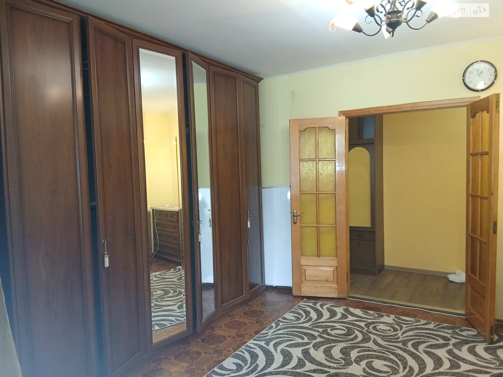 трехкомнатная квартира в Одессе, район Приморский, на ул. Балковская в аренду на долгий срок помесячно фото 1