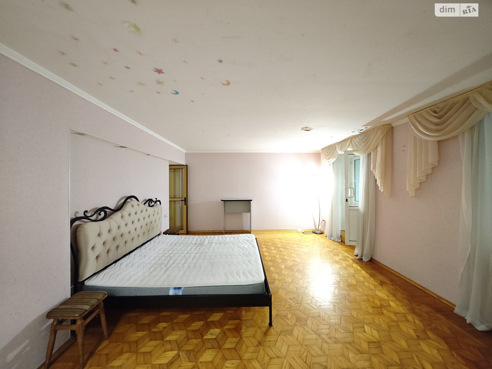 трехкомнатная квартира в Одессе, район Приморский, на ул. Балтиморская 20 в аренду на долгий срок помесячно фото 1 трехкомнатная квартира в Одессе, район Приморский, на ул. Балтиморская 20 в аренду на долгий срок помесячно фото 1