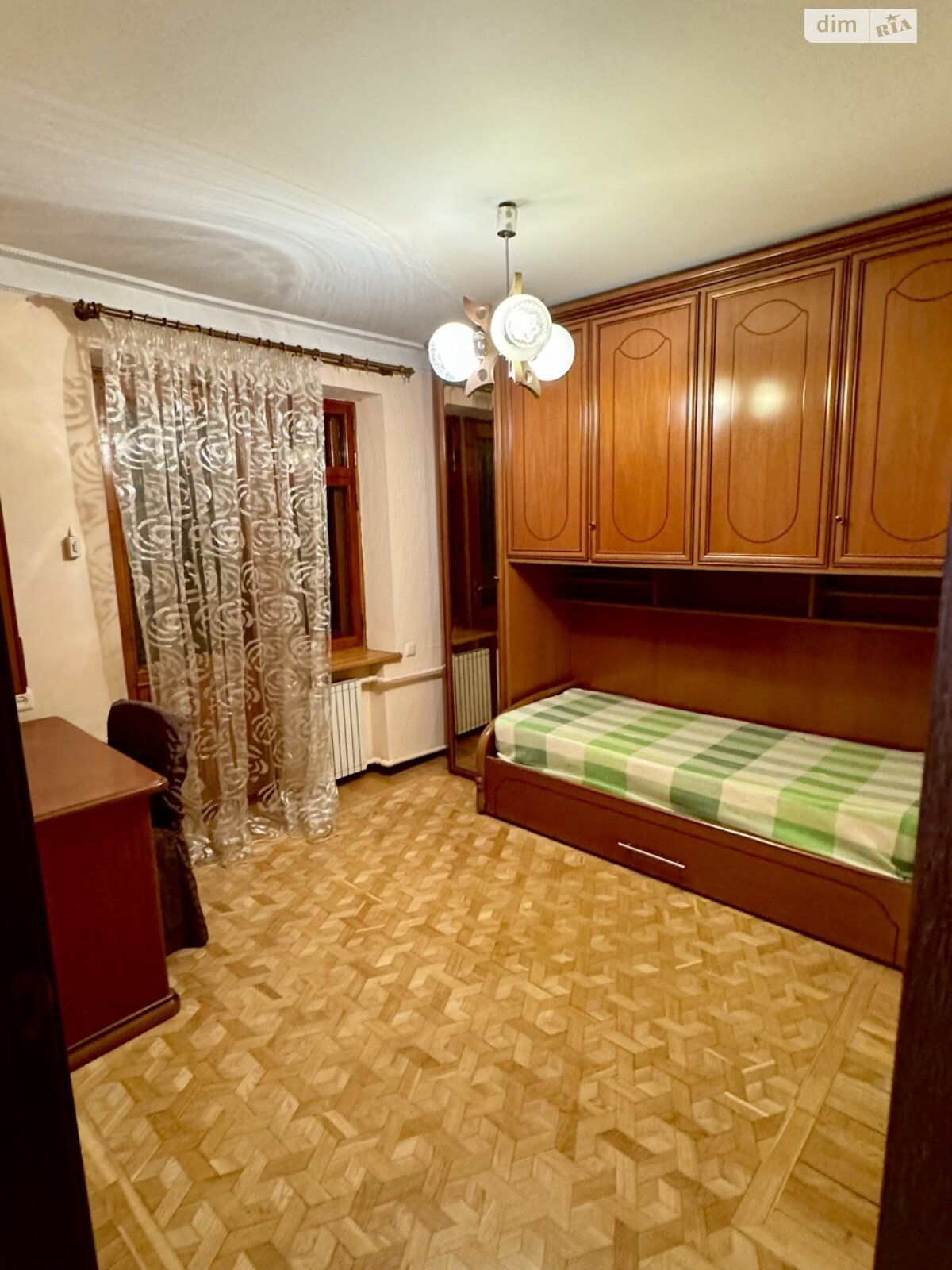 пятикомнатная квартира в Одессе, район Приморский, на ул. Базарная в аренду на долгий срок помесячно фото 1