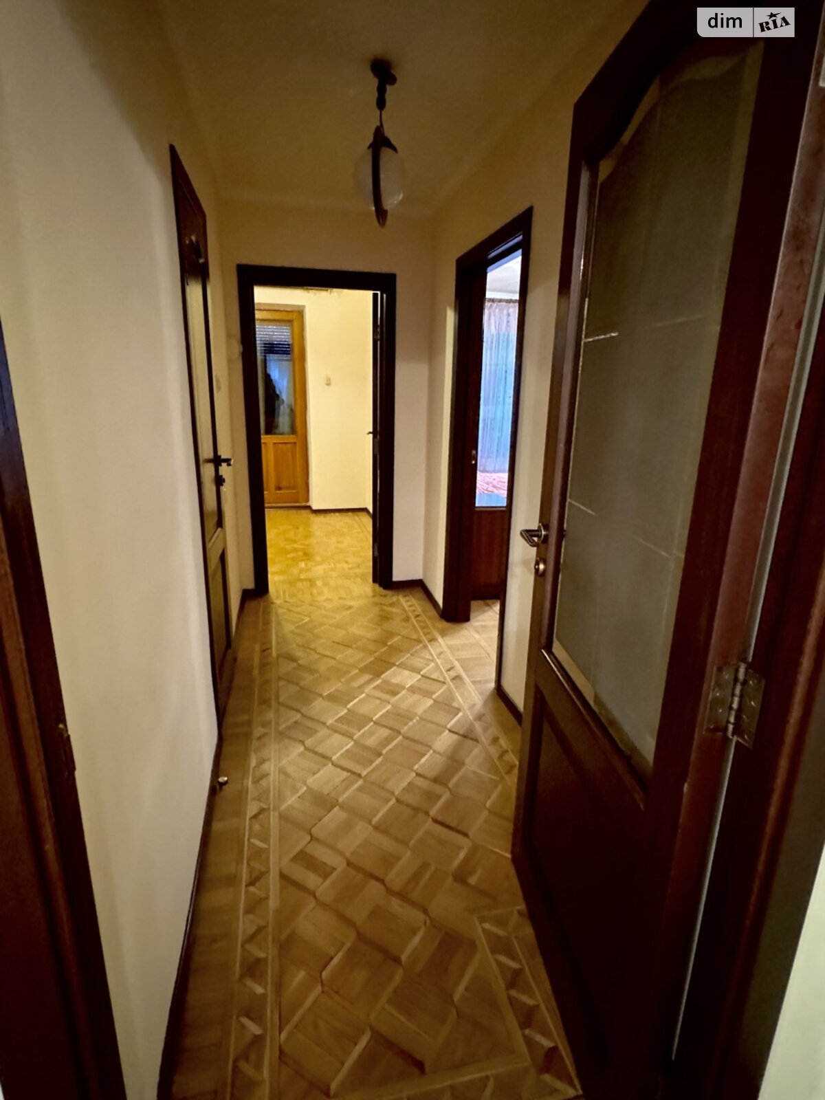 пятикомнатная квартира в Одессе, район Приморский, на ул. Базарная в аренду на долгий срок помесячно фото 1