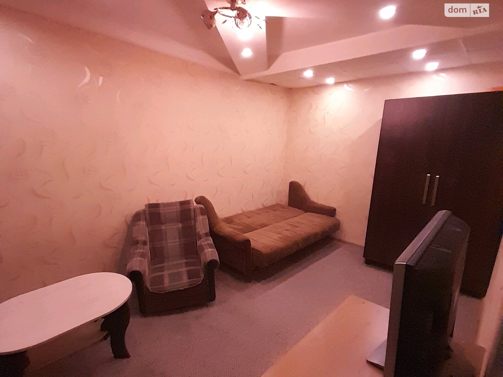 однокомнатная квартира с мебелью в Одессе, район Приморский, на ул. Базарная 110 в аренду на долгий срок помесячно фото 1
