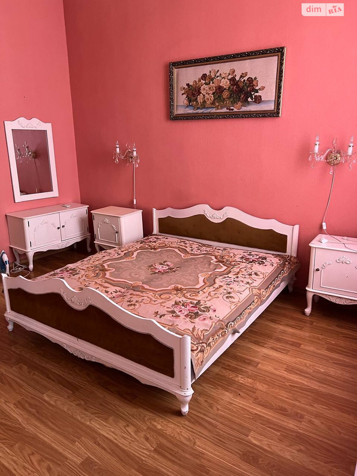 трехкомнатная квартира в Одессе, район Приморский, на ул. Базарная в аренду на долгий срок помесячно фото 1 трехкомнатная квартира в Одессе, район Приморский, на ул. Базарная в аренду на долгий срок помесячно фото 1