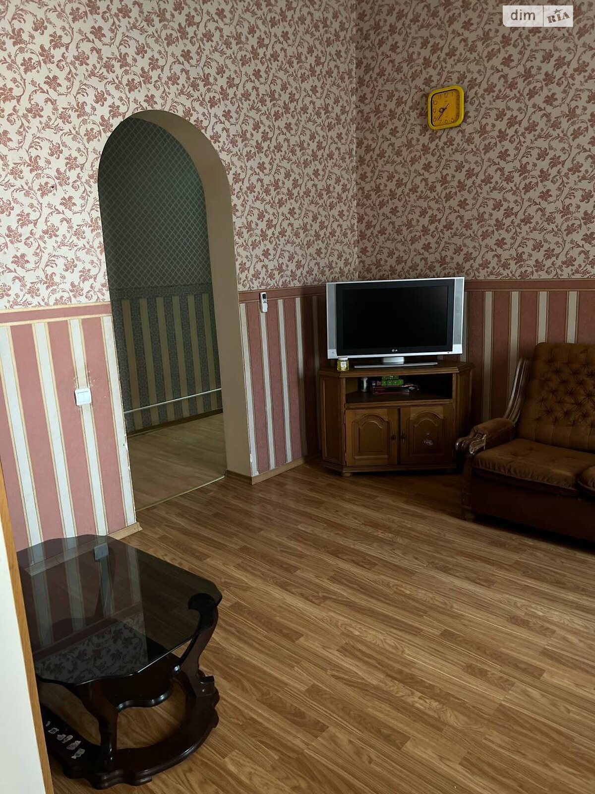 трехкомнатная квартира в Одессе, район Приморский, на ул. Базарная в аренду на долгий срок помесячно фото 1 трехкомнатная квартира в Одессе, район Приморский, на ул. Базарная в аренду на долгий срок помесячно фото 1