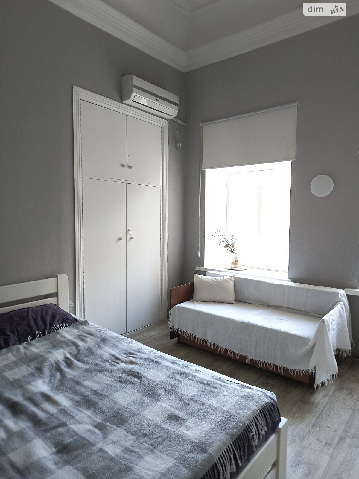 однокімнатна квартира в Одесі, район Приморський, на вул. Базарна 38 в довготривалу оренду помісячно фото 1