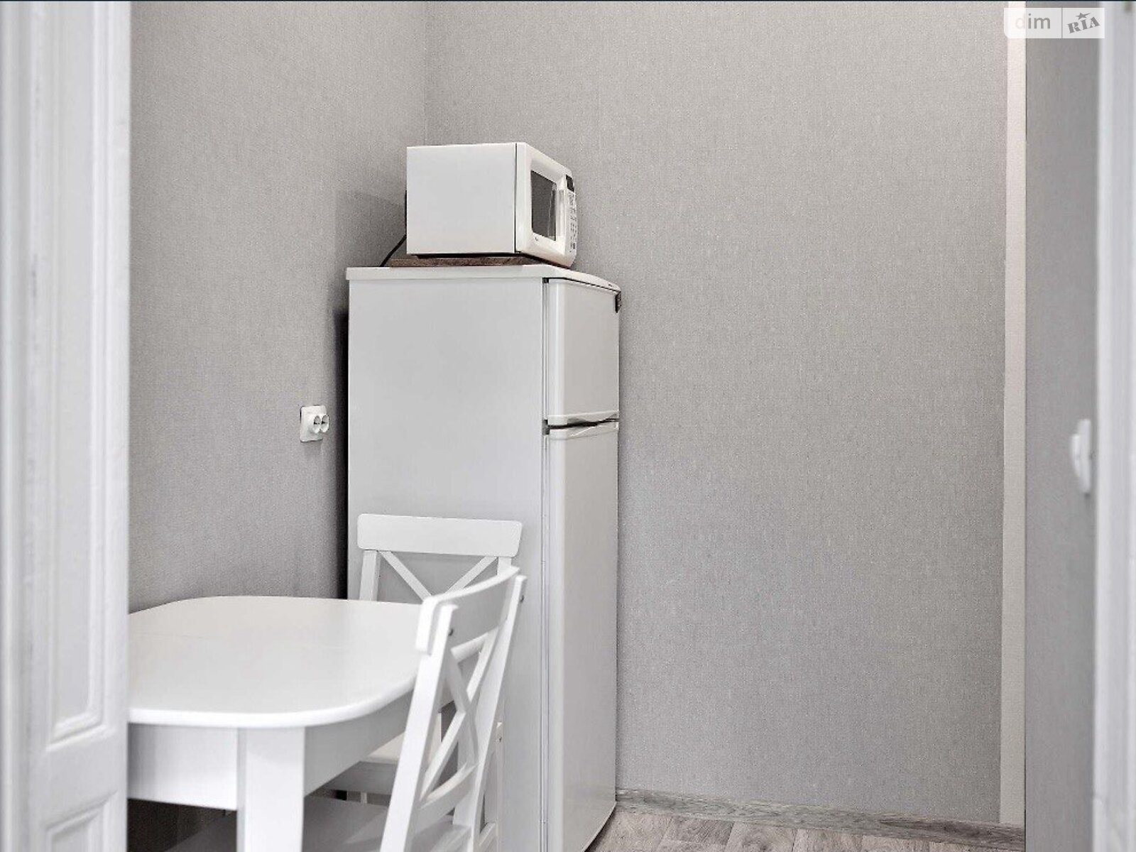 однокімнатна квартира в Одесі, район Приморський, на вул. Базарна 38 в довготривалу оренду помісячно фото 1