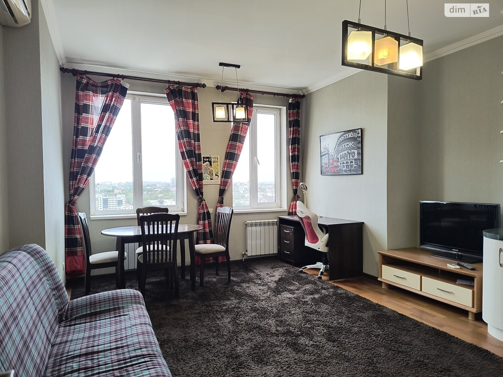 однокомнатная квартира в Одессе, район Приморский, на ул. Базарная в аренду на долгий срок помесячно фото 1