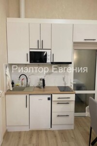 однокомнатная квартира в Одессе, район Приморский, на ул. Дерибасовская 17 в аренду на долгий срок помесячно фото 2 однокомнатная квартира в Одессе, район Приморский, на ул. Дерибасовская 17 в аренду на долгий срок помесячно фото 2