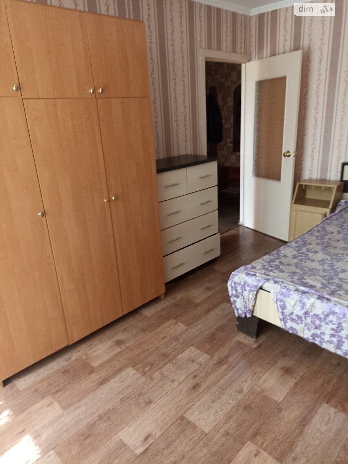 двокімнатна квартира в Одесі, район Приморський, на вул. Десятого квітня 8 в довготривалу оренду помісячно фото 1 двокімнатна квартира в Одесі, район Приморський, на вул. Десятого квітня 8 в довготривалу оренду помісячно фото 1