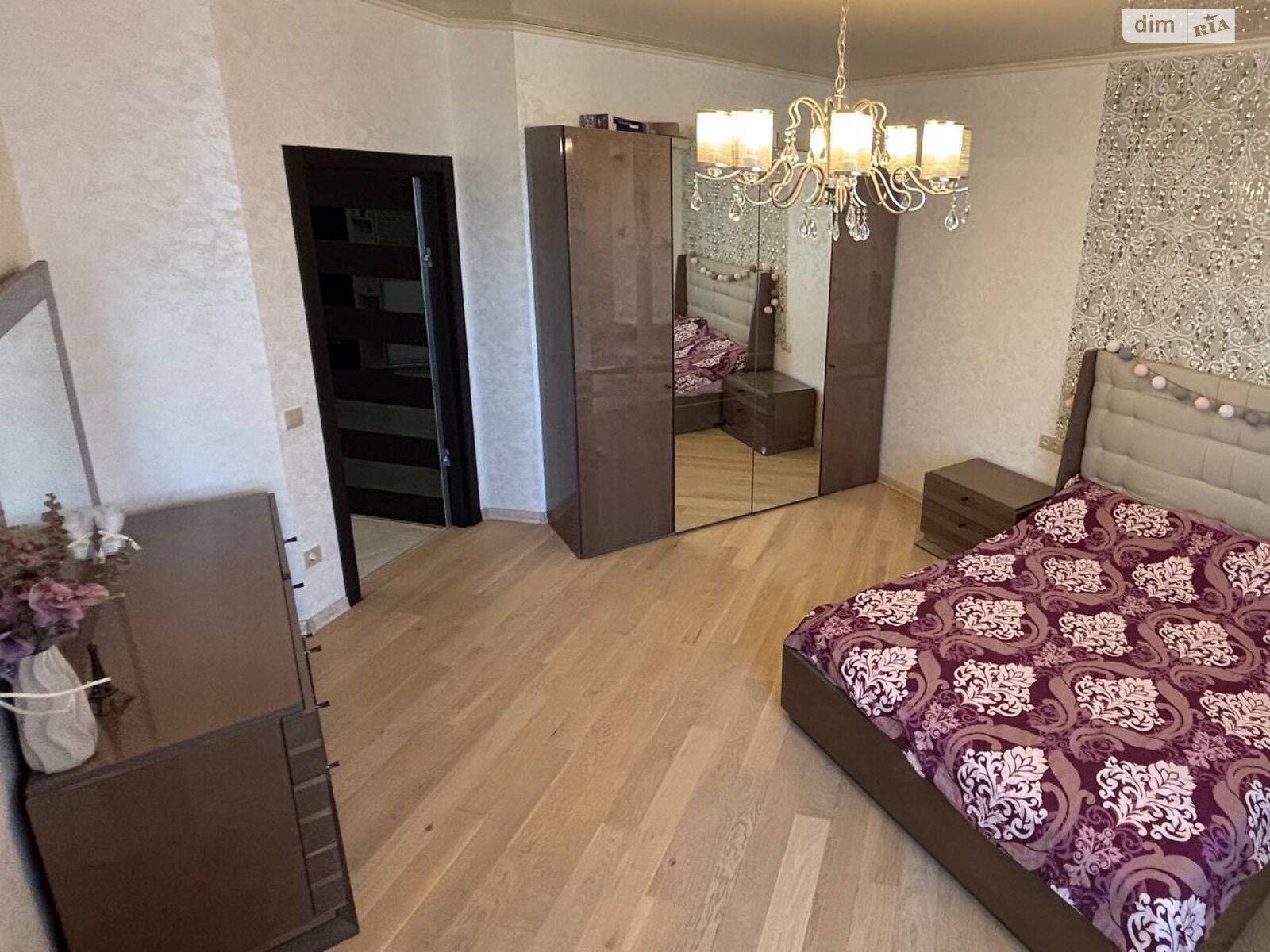 однокімнатна квартира в Одесі, район Приморський, на вул. Добровольців 8 в довготривалу оренду помісячно фото 1