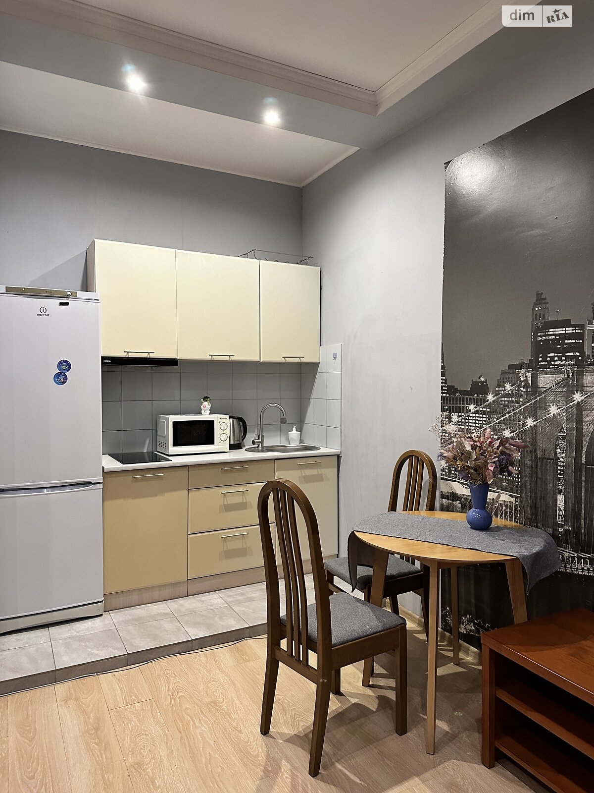 однокомнатная квартира с ремонтом в Одессе, район Приморский, на ул. Добровольцев в аренду на долгий срок помесячно фото 1