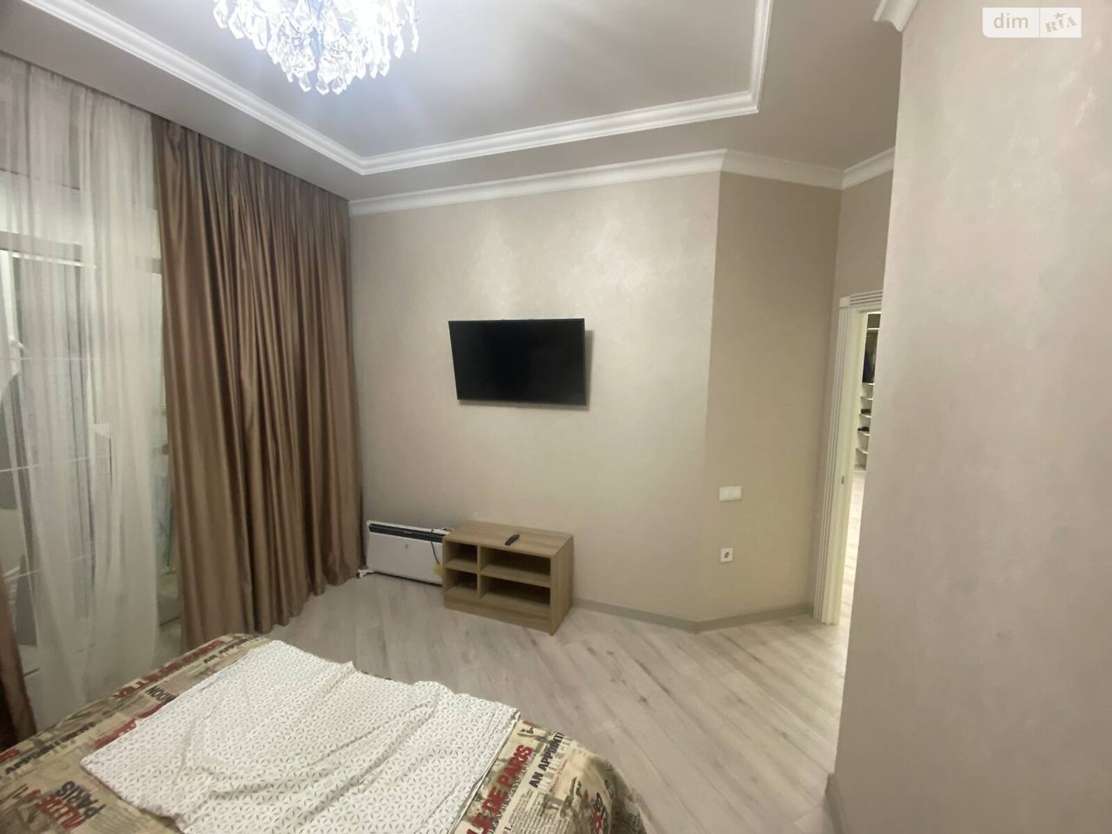 двухкомнатная квартира в Одессе, район Приморский, на ул. Добровольцев 8 в аренду на долгий срок помесячно фото 1