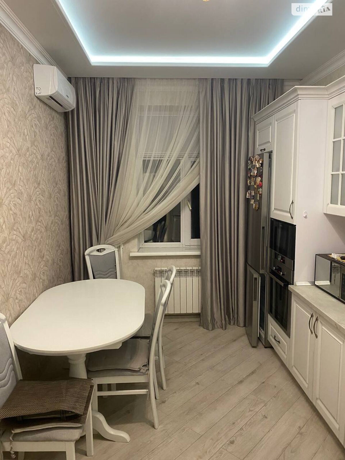 двухкомнатная квартира в Одессе, район Приморский, на ул. Добровольцев 8 в аренду на долгий срок помесячно фото 1