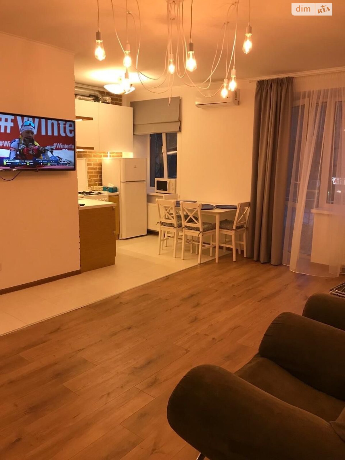 двухкомнатная квартира в Одессе, район Приморский, на ул. Довженко в аренду на долгий срок помесячно фото 1 двухкомнатная квартира в Одессе, район Приморский, на ул. Довженко в аренду на долгий срок помесячно фото 1