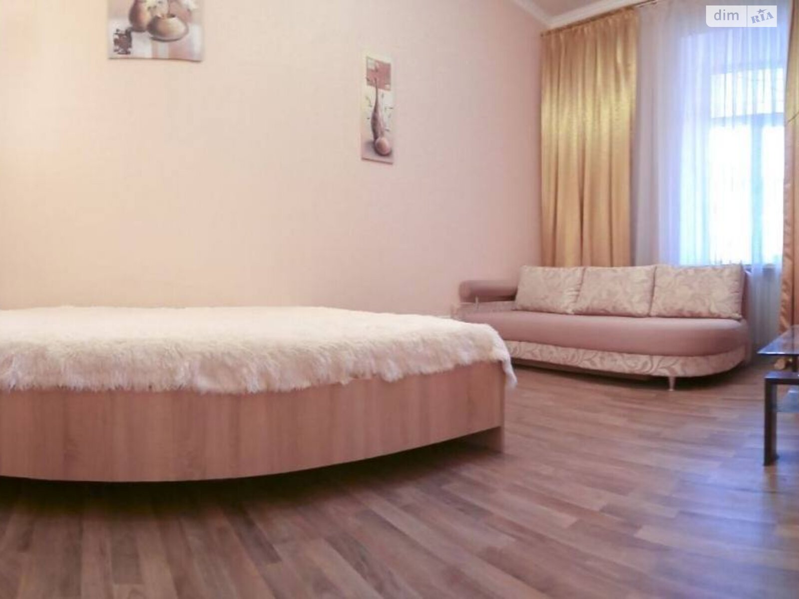 однокімнатна квартира в Одесі, район Приморський, на вул. Дворянська 15 в довготривалу оренду помісячно фото 1 однокімнатна квартира в Одесі, район Приморський, на вул. Дворянська 15 в довготривалу оренду помісячно фото 1