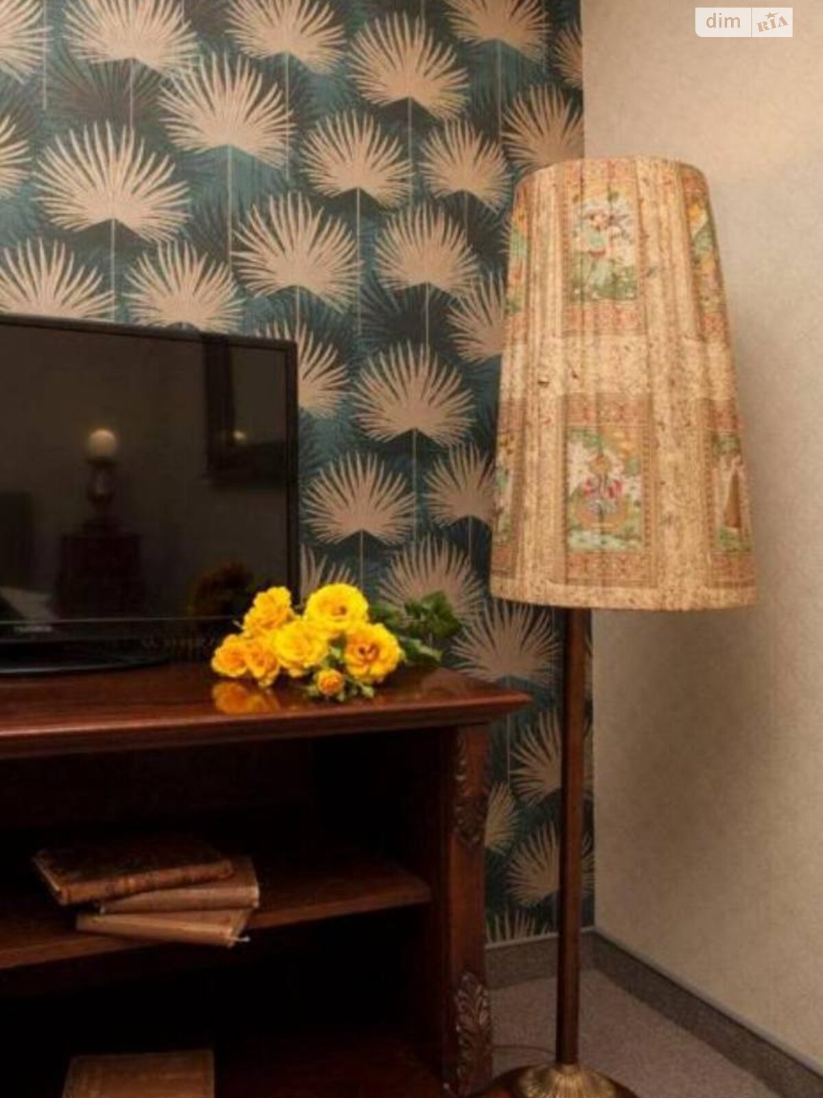 однокімнатна квартира в Одесі, район Приморський, на пл. Катерининська 8, кв. 6 в довготривалу оренду помісячно фото 1 однокімнатна квартира в Одесі, район Приморський, на пл. Катерининська 8, кв. 6 в довготривалу оренду помісячно фото 1