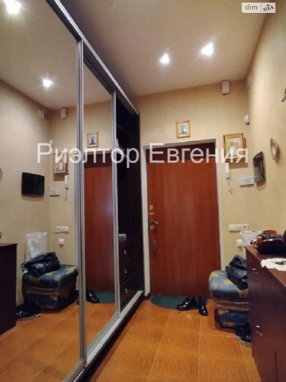 двухкомнатная квартира в Одессе, район Приморский, на ул. Екатерининская 88 в аренду на долгий срок помесячно фото 1 двухкомнатная квартира в Одессе, район Приморский, на ул. Екатерининская 88 в аренду на долгий срок помесячно фото 1