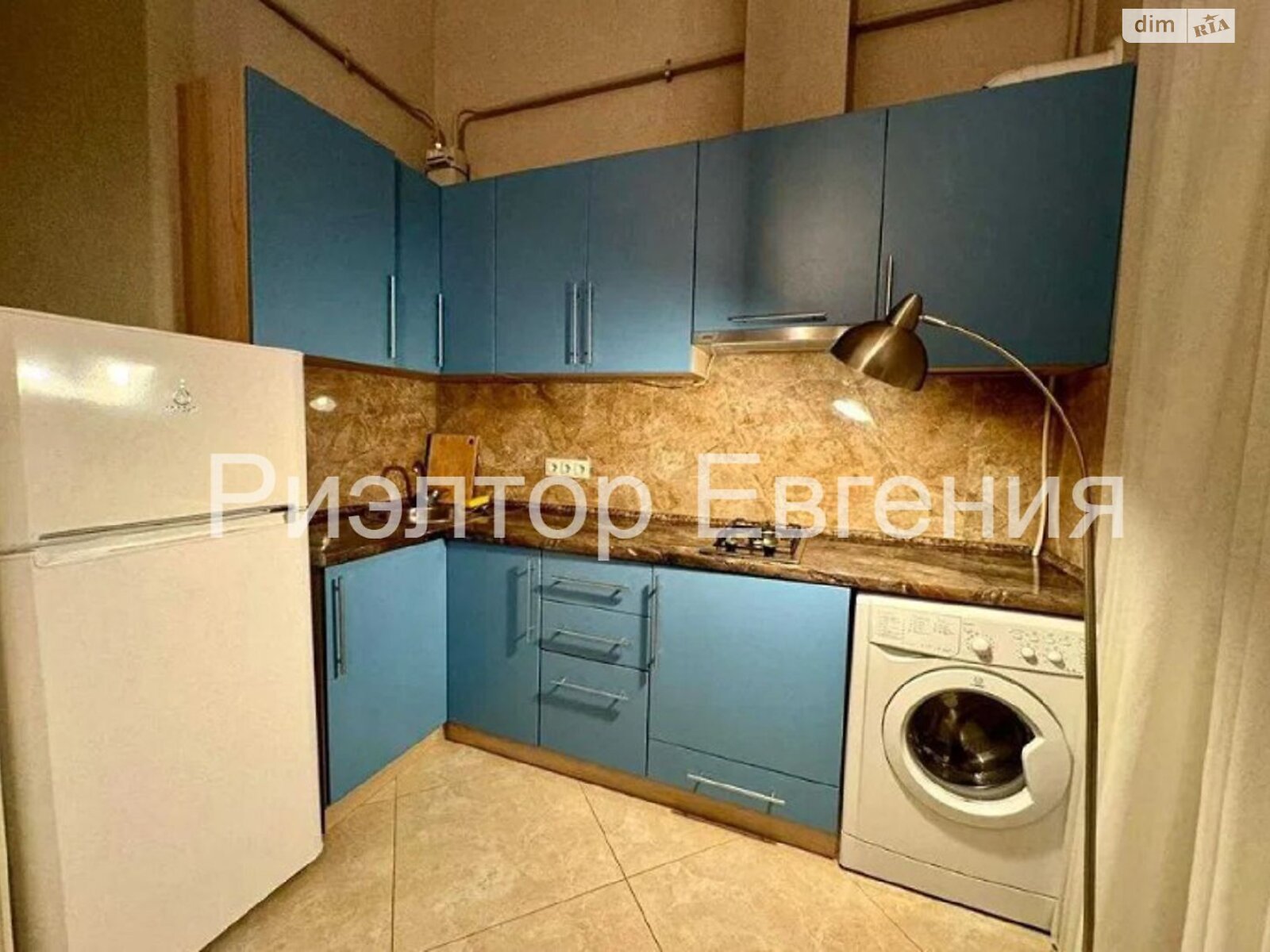 однокімнатна квартира в Одесі, район Приморський, на вул. Катерининська 6 в довготривалу оренду помісячно фото 1