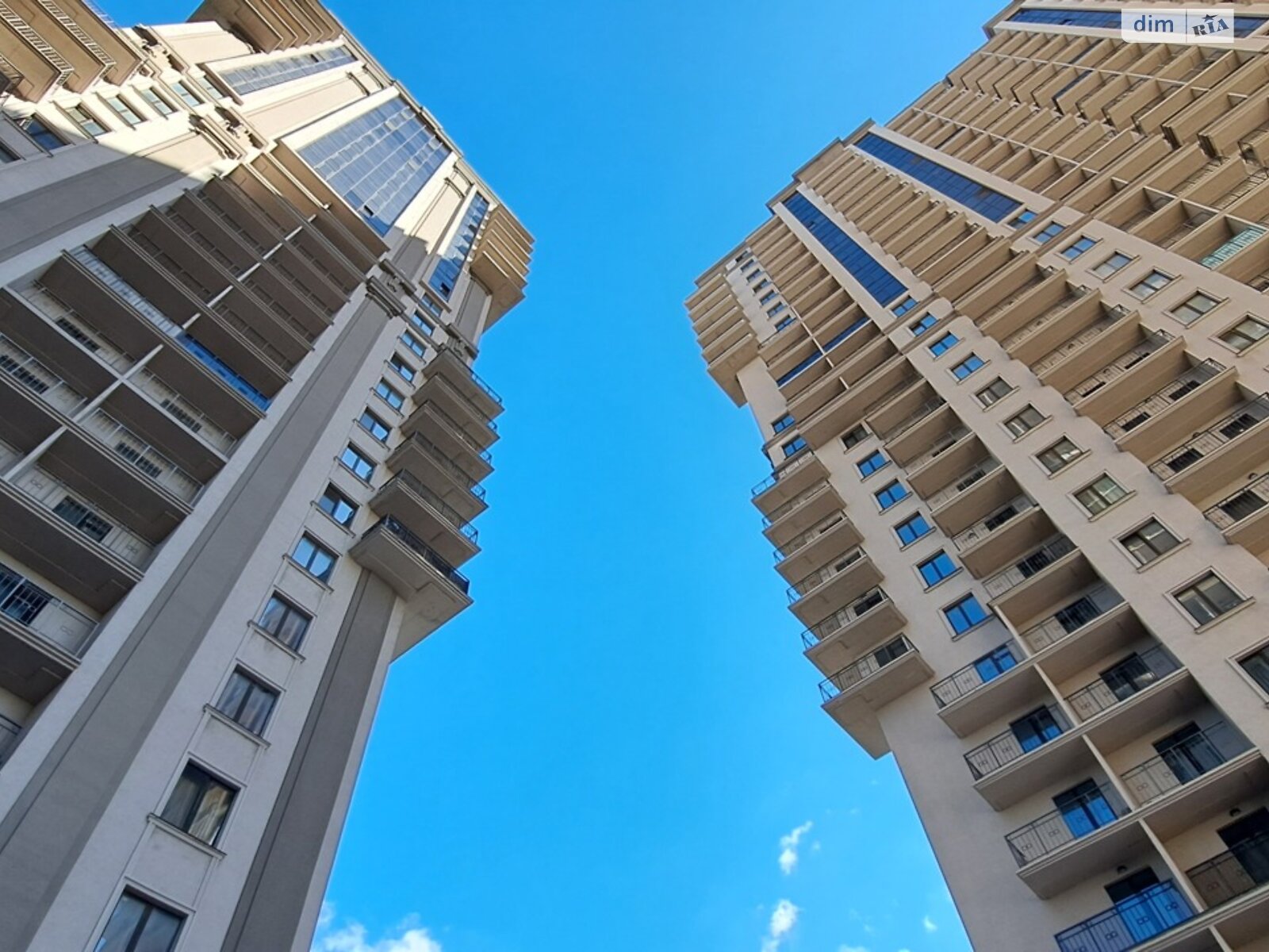 однокімнатна квартира в Одесі, район Приморський, на дор. Фонтанська 25Ж в довготривалу оренду помісячно фото 1 однокімнатна квартира в Одесі, район Приморський, на дор. Фонтанська 25Ж в довготривалу оренду помісячно фото 1