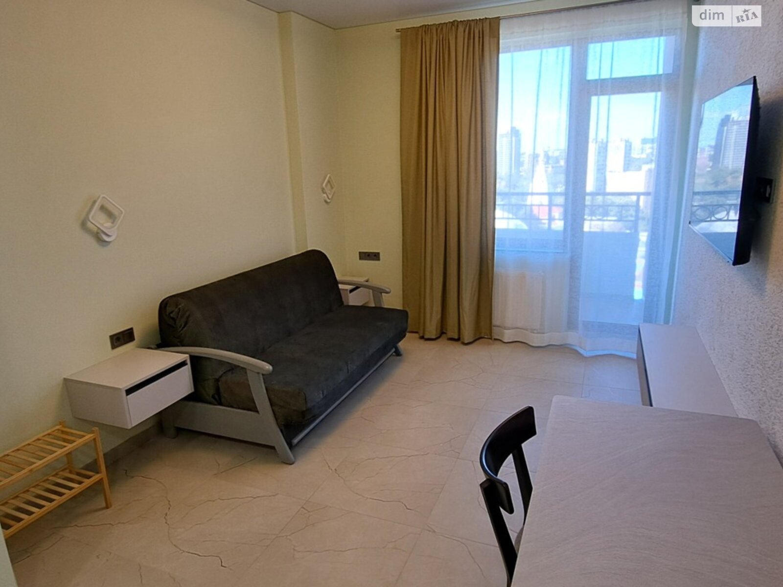 однокімнатна квартира в Одесі, район Приморський, на дор. Фонтанська 25Ж в довготривалу оренду помісячно фото 1 однокімнатна квартира в Одесі, район Приморський, на дор. Фонтанська 25Ж в довготривалу оренду помісячно фото 1