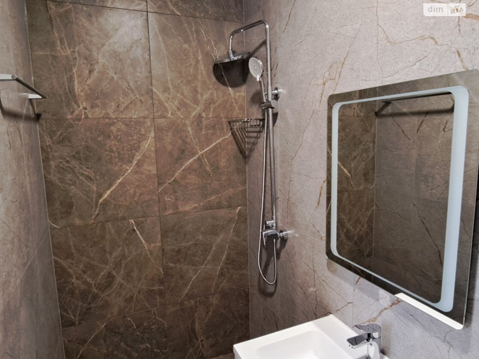 однокімнатна квартира в Одесі, район Приморський, на дор. Фонтанська 25Ж в довготривалу оренду помісячно фото 1 однокімнатна квартира в Одесі, район Приморський, на дор. Фонтанська 25Ж в довготривалу оренду помісячно фото 1