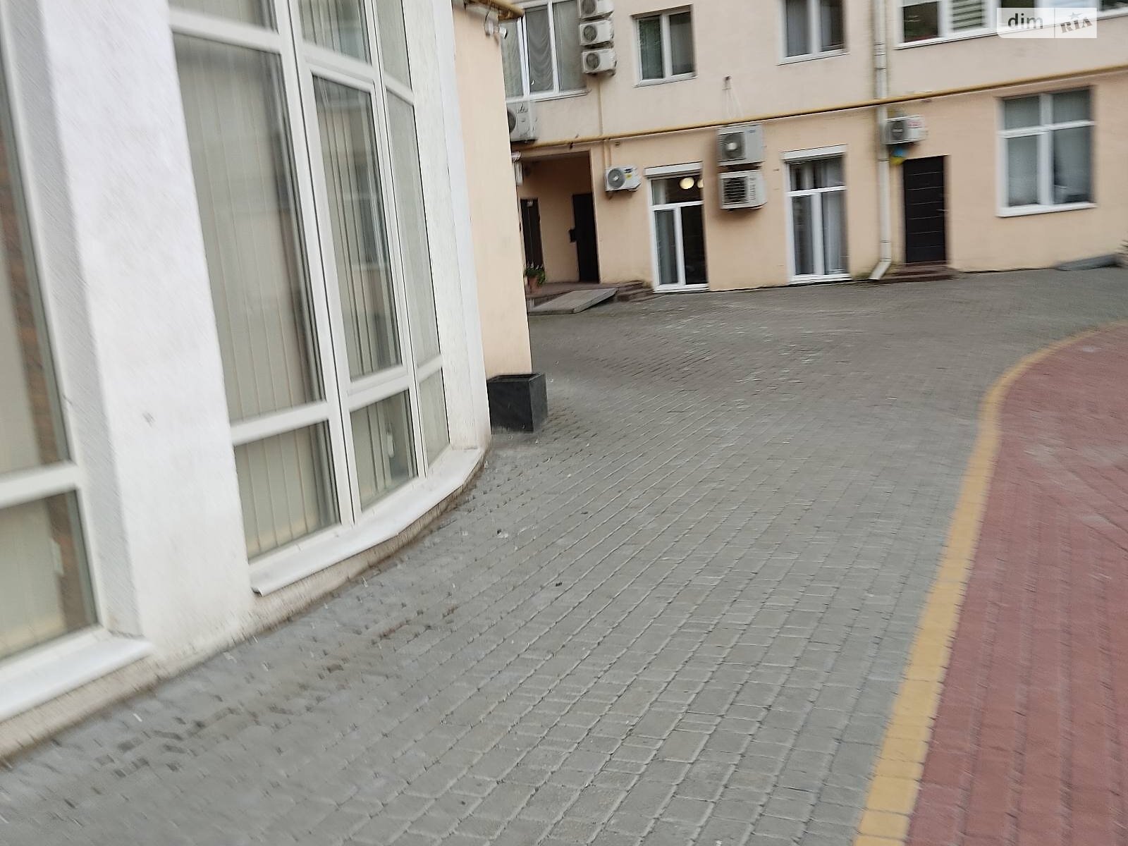 двокімнатна квартира з меблями в Одесі, район Приморський, на бул. Французький 9 в довготривалу оренду помісячно фото 1