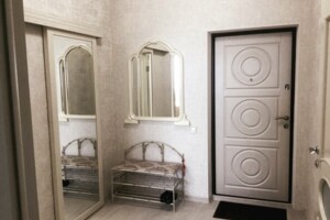 двухкомнатная квартира с мебелью в Одессе, район Средний Фонтан, на бул. Французский 26/1 в аренду на долгий срок помесячно фото 2