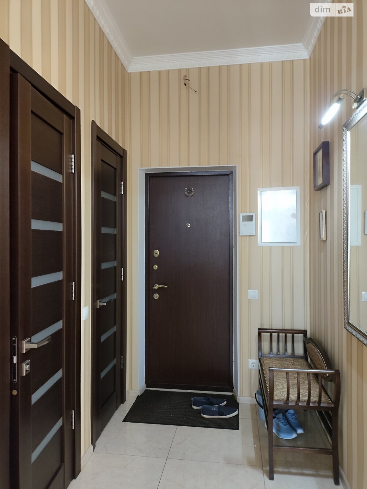 двухкомнатная квартира в Одессе, район Приморский, на бул. Французский 22 корпус 3 в аренду на долгий срок помесячно фото 1 двухкомнатная квартира в Одессе, район Приморский, на бул. Французский 22 корпус 3 в аренду на долгий срок помесячно фото 1
