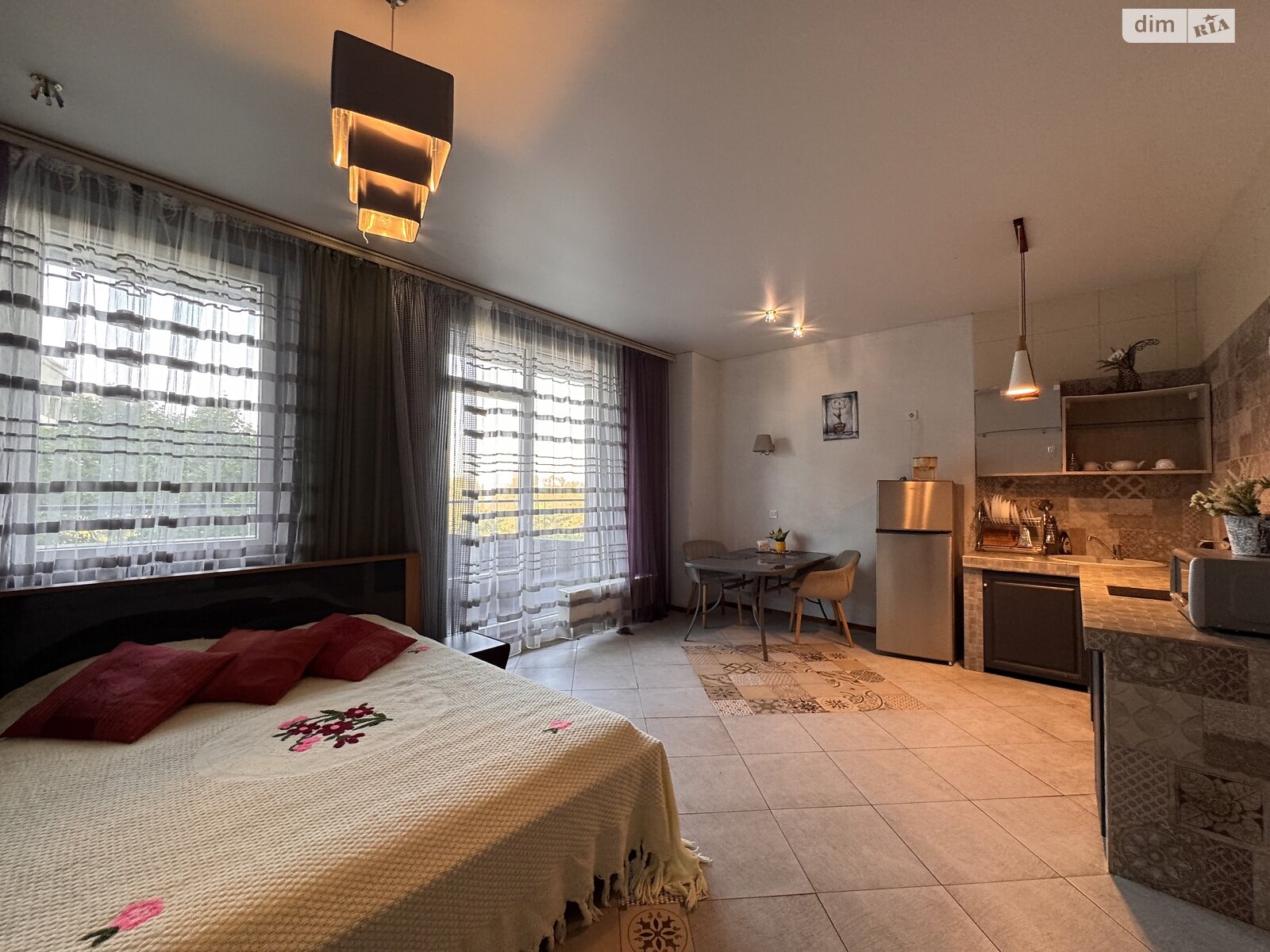 однокомнатная квартира в Одессе, район Приморский, на бул. Французский 85/5 в аренду на долгий срок помесячно фото 1