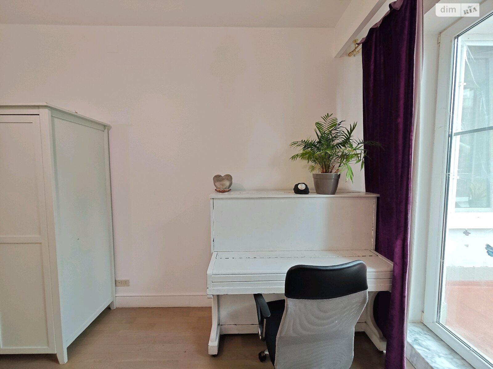 трикімнатна квартира в Одесі, район Приморський, на бул. Французький 49А в довготривалу оренду помісячно фото 1 трикімнатна квартира в Одесі, район Приморський, на бул. Французький 49А в довготривалу оренду помісячно фото 1