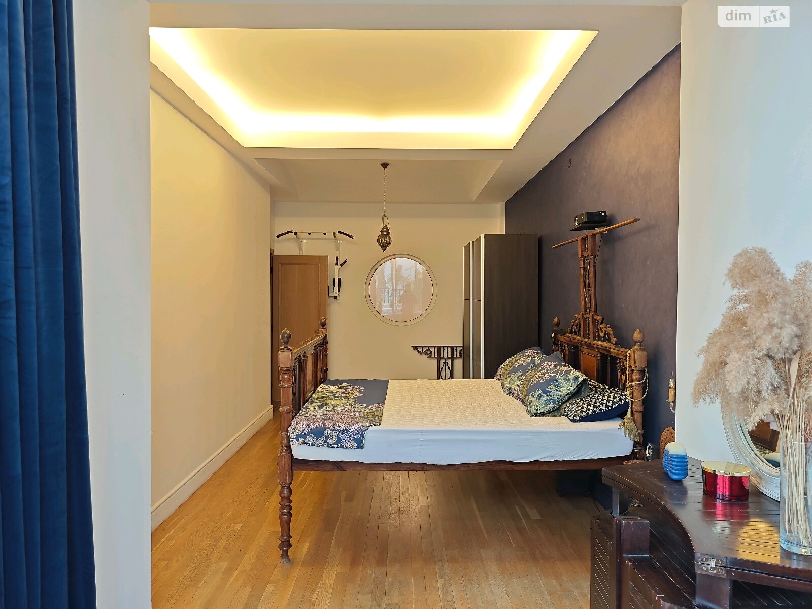 трикімнатна квартира в Одесі, район Приморський, на бул. Французький 49А в довготривалу оренду помісячно фото 1 трикімнатна квартира в Одесі, район Приморський, на бул. Французький 49А в довготривалу оренду помісячно фото 1