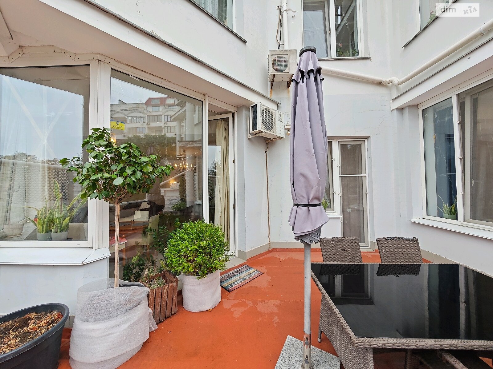 трикімнатна квартира в Одесі, район Приморський, на бул. Французький 49А в довготривалу оренду помісячно фото 1 трикімнатна квартира в Одесі, район Приморський, на бул. Французький 49А в довготривалу оренду помісячно фото 1