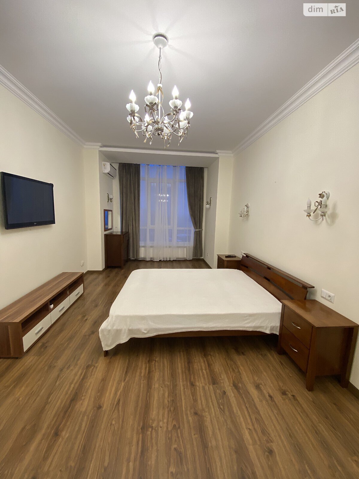 однокімнатна квартира в Одесі, район Приморський, на бул. Французький в довготривалу оренду помісячно фото 1